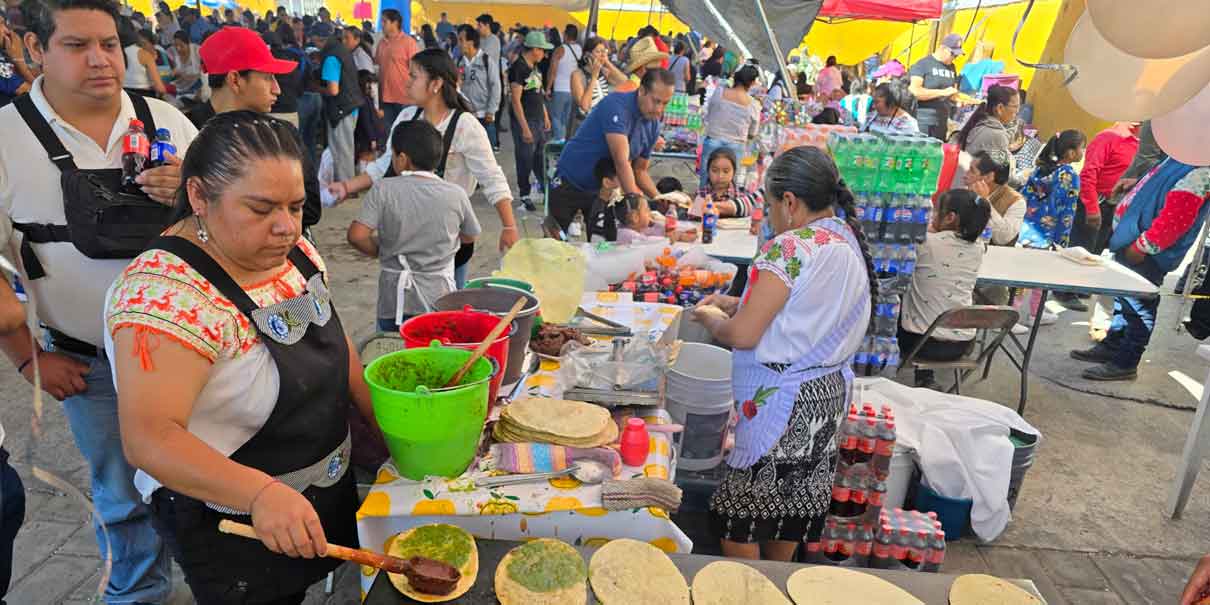 Se esperan a 200 mil comensales en la Feria de la Gordita en La Resurrección
