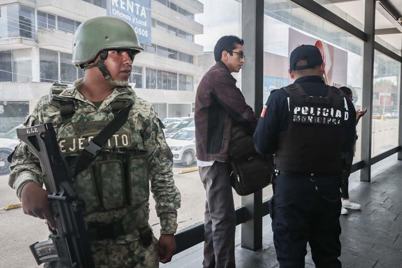 Seguridad en RUTA: Comando Canino K9 detecta armas y drogas en operativo Transporte Seguro