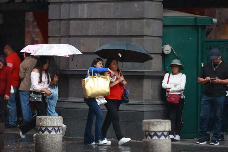 Tormenta tropical Mario y ondas tropicales provocan lluvias fuertes en Puebla