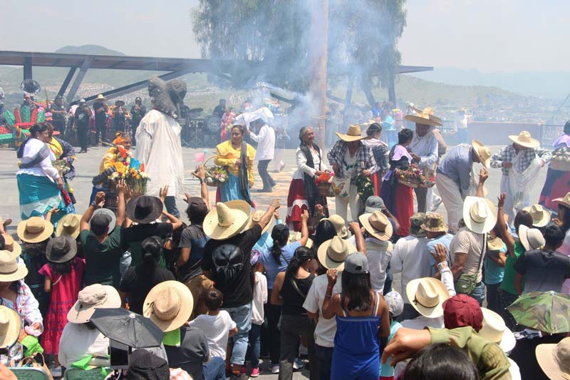 Tradición, música y danza, el sello ancestral del Atlixcayotontli
