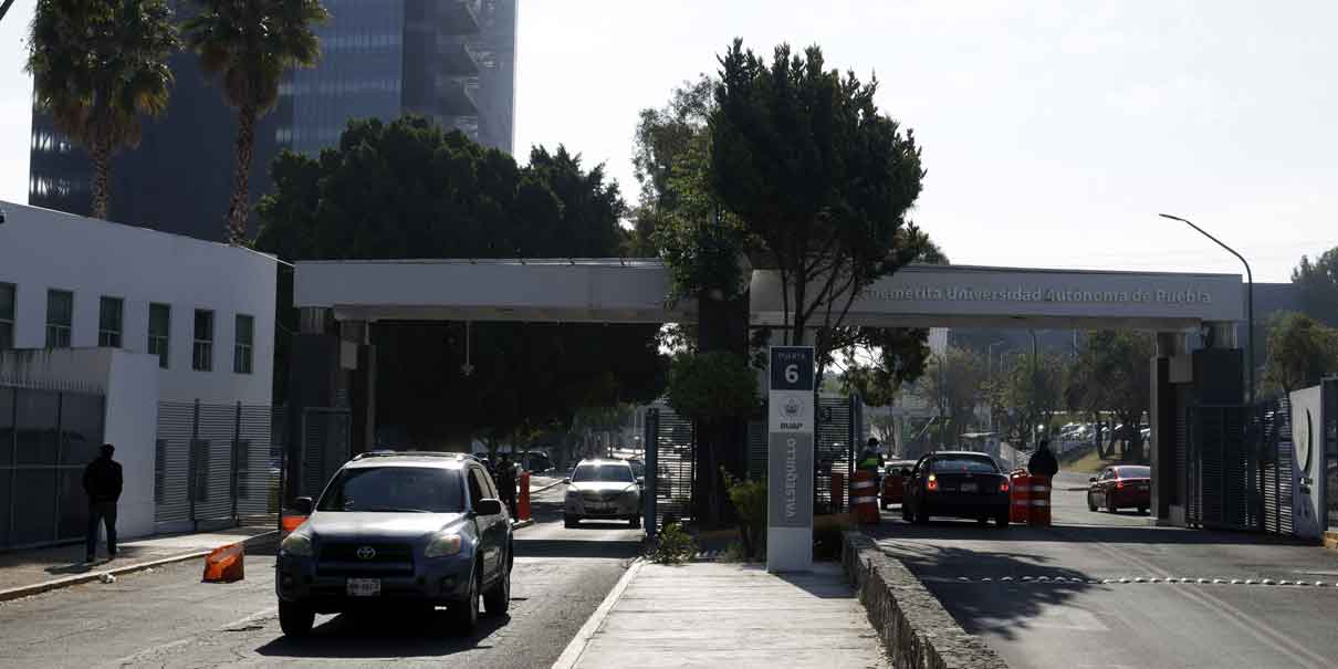 Tras un mes de paro, estudiantes de la BUAP regresan a las aulas en CU