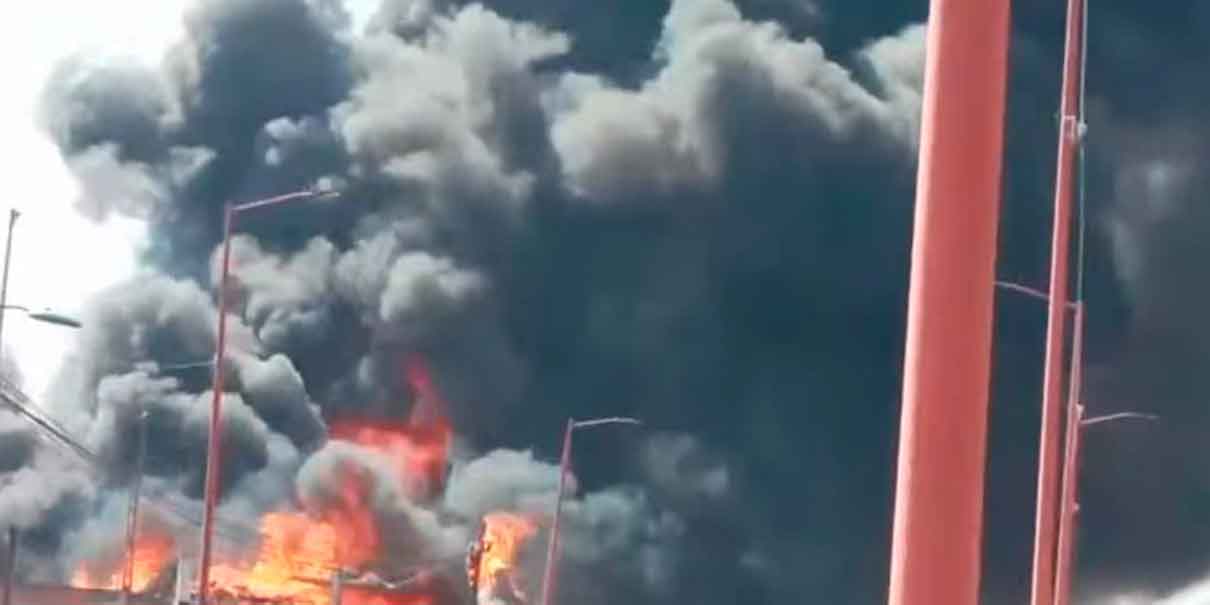 incendio en recicladora