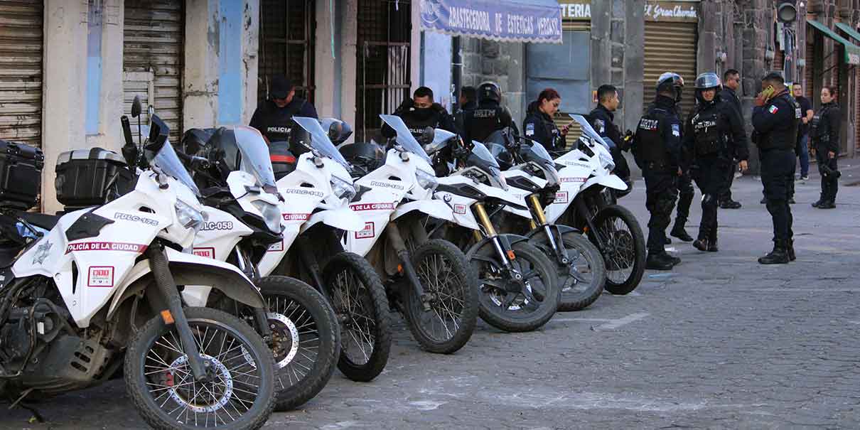 Policías en Puebla