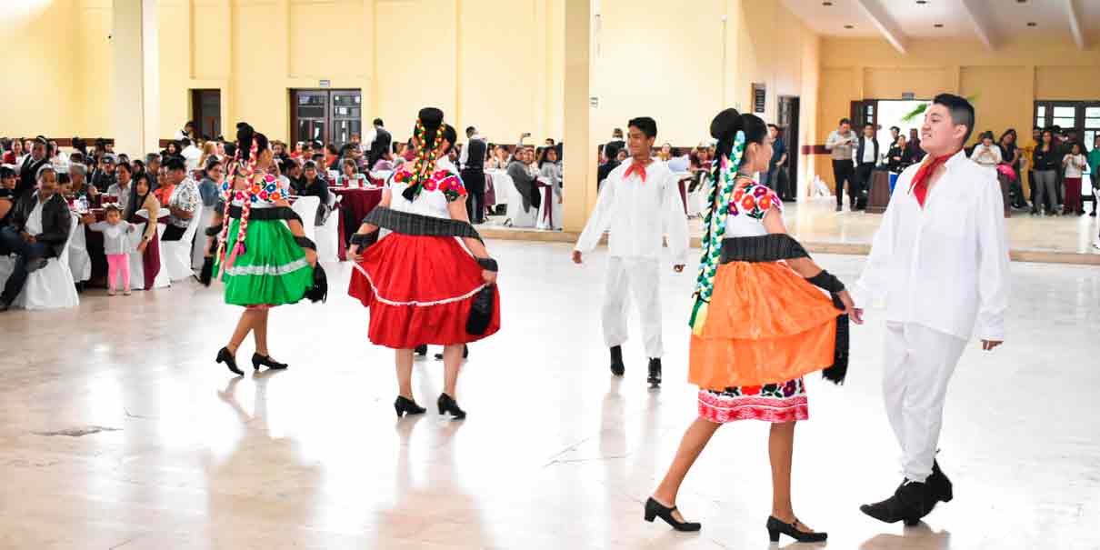 Festejo a los docentes de Huauchinango