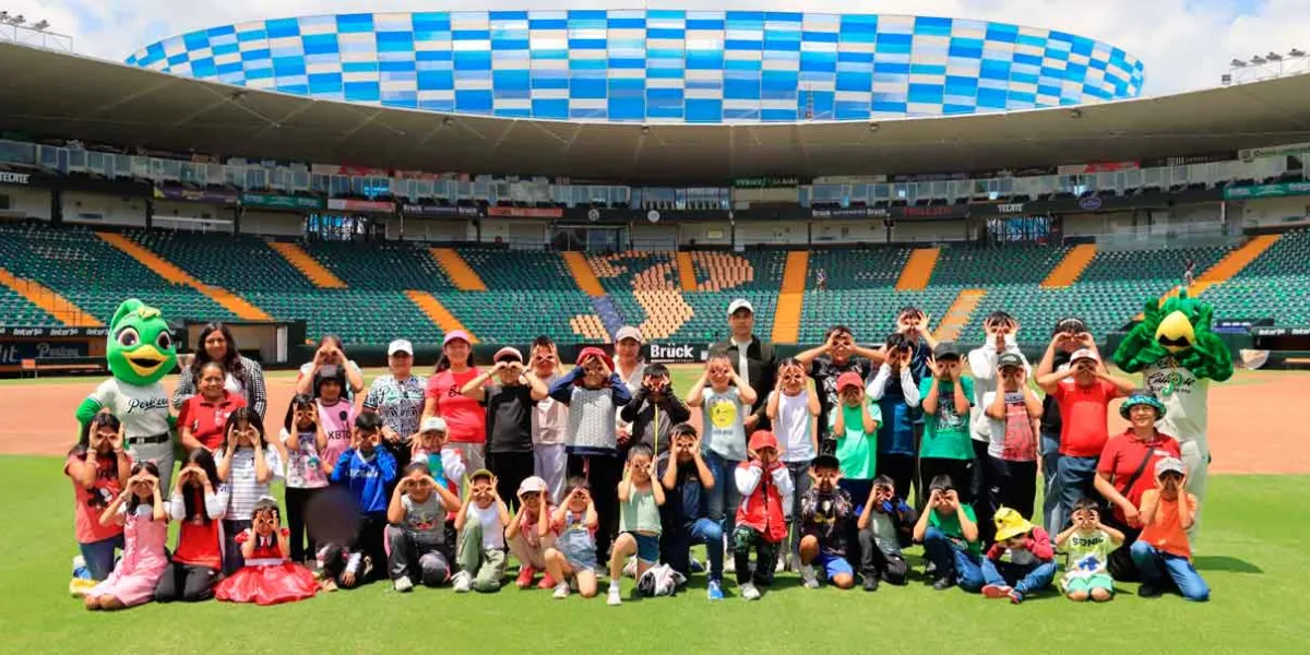 Niñas y niños de Cuautlancingo visitan a los Pericos de Puebla
