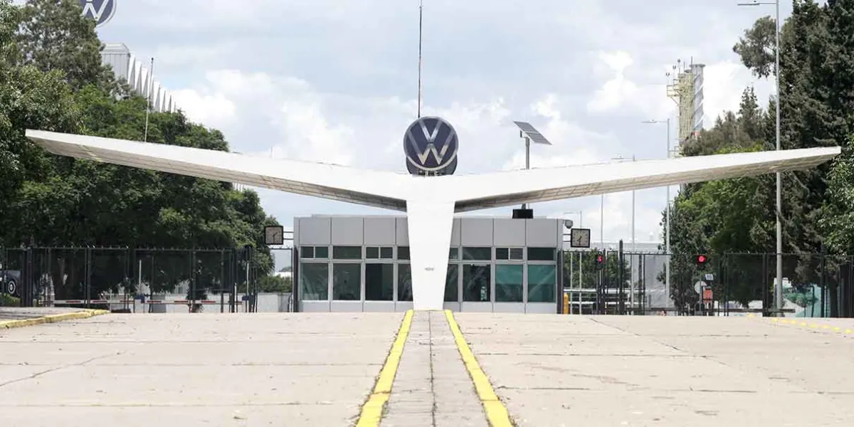 Volkswagen y sindicato negocian contrarreloj 