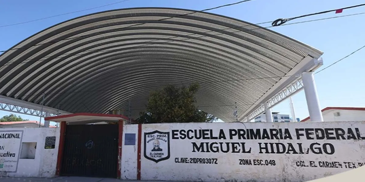 Escuela Miguel Hidalgo en Texmelucan arranca ciclo escolar sin luz ni agua