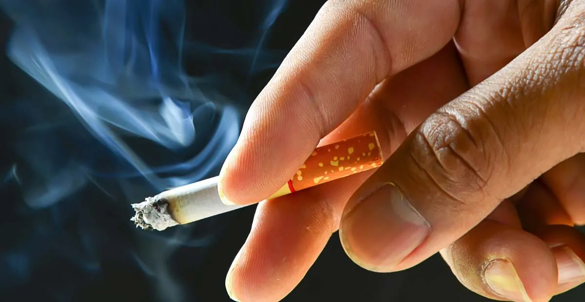 Fumar en México se vuelve un lujo: cigarrillos superarán los 100 pesos en 2026