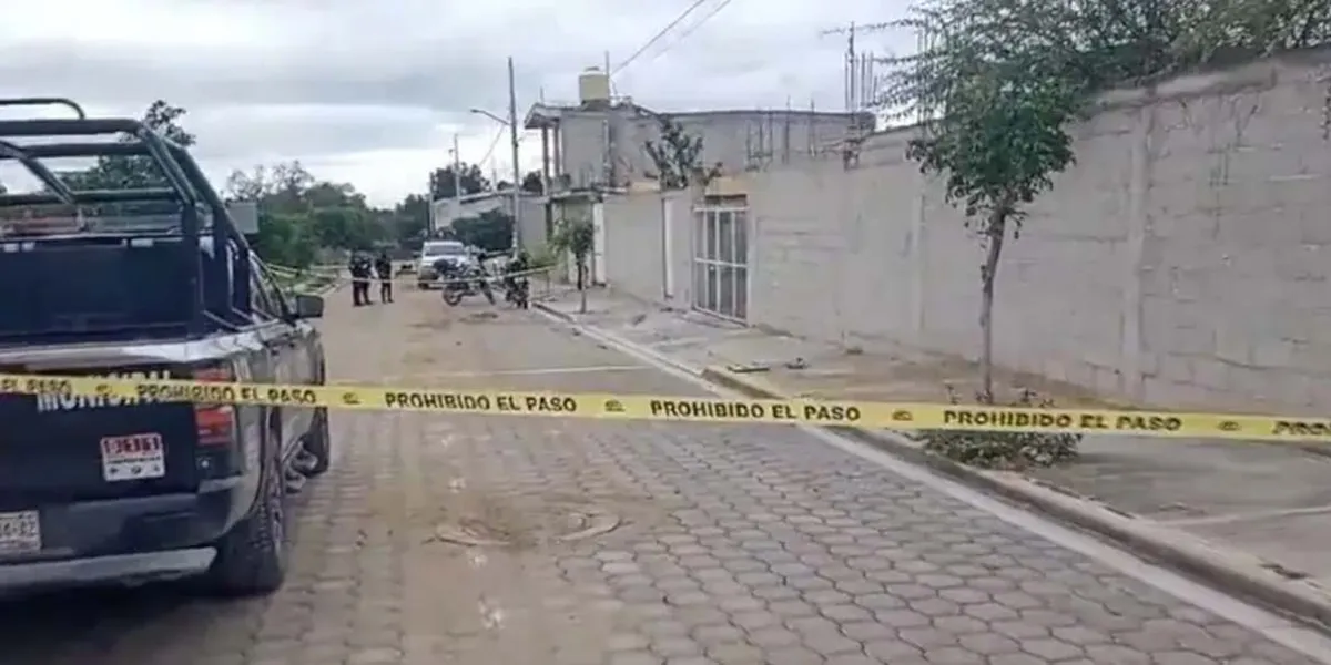 Madre e hija resultan heridas en ataque armado en Tehuacán