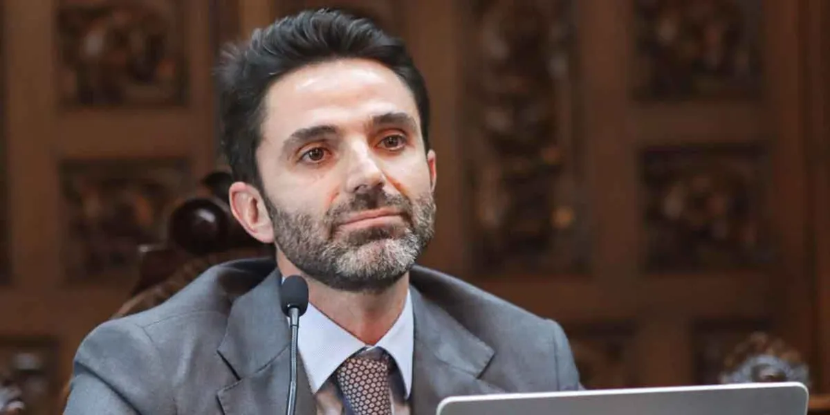 Apoyos estudiantiles en Puebla buscan educación, no lealtad política, dice Rodrigo Abdala
