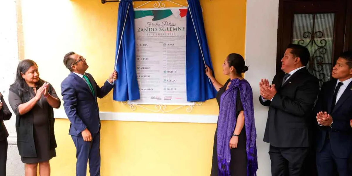 San Andrés Cholula inicia conmemoraciones patrias con la develación del Bando Solemne 2025