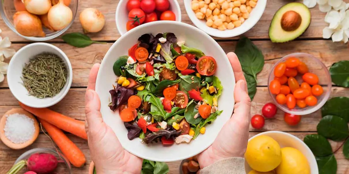 La fruta no está prohibida para personas con DIABETES, según expertos en nutrición