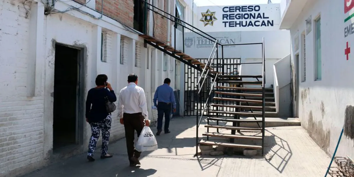 Persisten anomalías en el penal de Tehuacán pese a operativo de la SSP