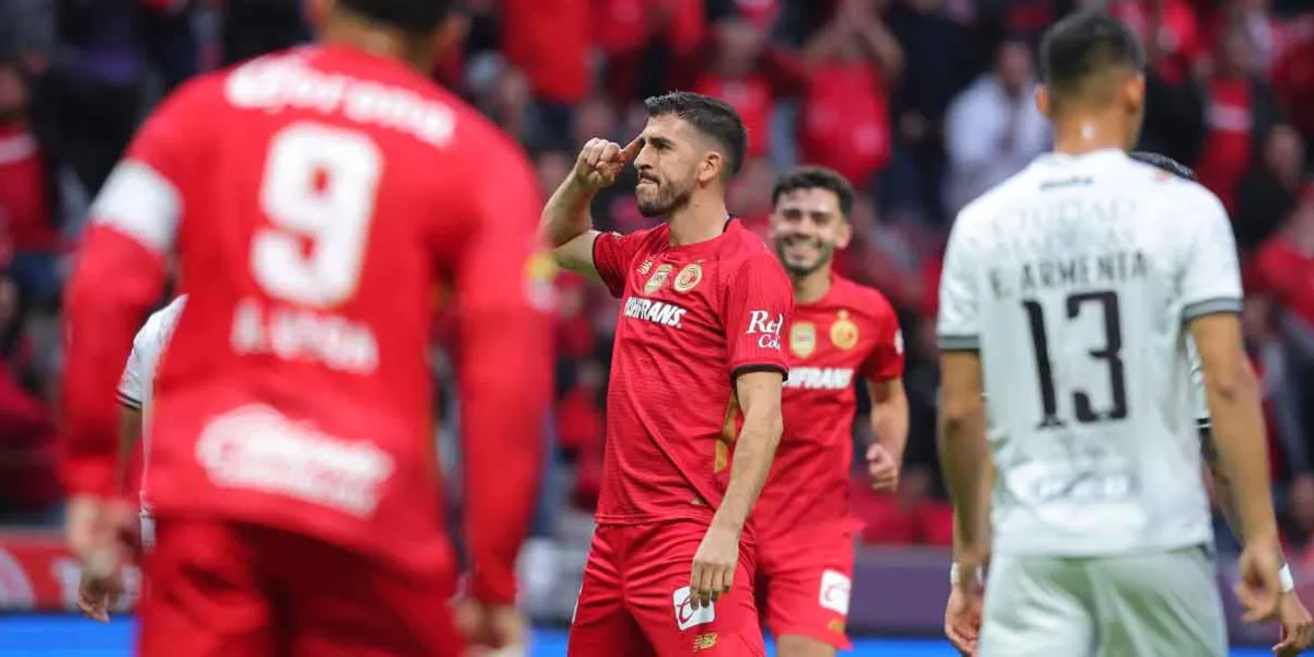VIDEO. Toluca arrasa 4-0 a Querétaro y se consolida como líder rumbo al bicampeonato del Apertura 2025