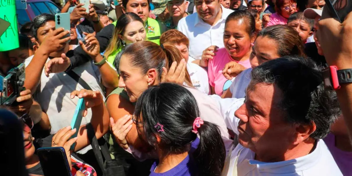 Sheinbaum recorrió Tlacuilotepec y La Ceiba; la ayuda llegó vía aérea