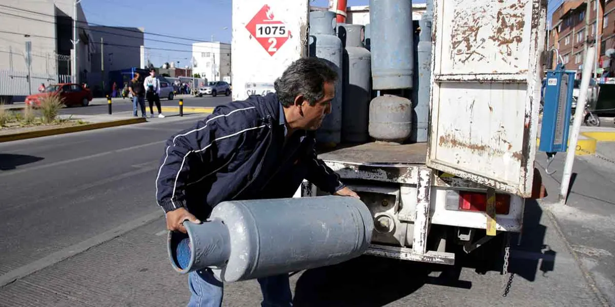 Precio del gas LP en Puebla no cambia: cilindro de 20 kilos se mantiene en 385 pesos