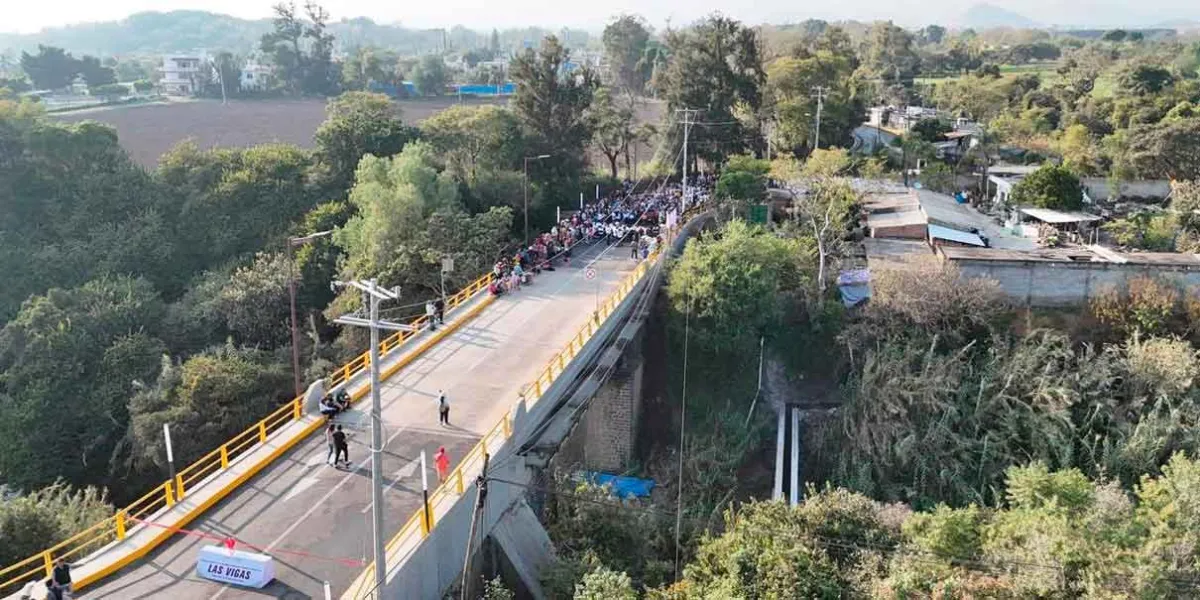  Ariadna Ayala entregó la rehabilitación del Puente “Las Vigas”
