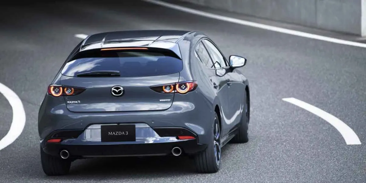 Mazda3 enfrenta un futuro incierto: la marca analiza retirarlo y reemplazarlo con un modelo chino eléctrico