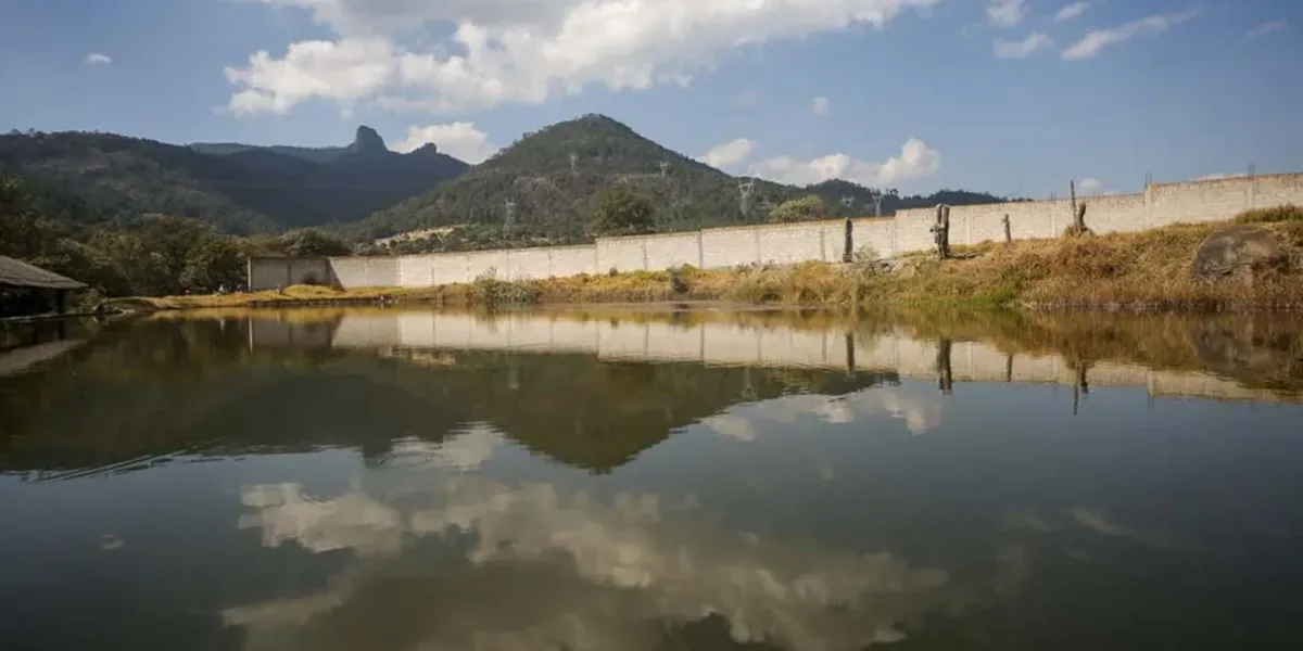 Conagua detecta 2,850 descargas ilegales en el Atoyac; avance apenas del 15%