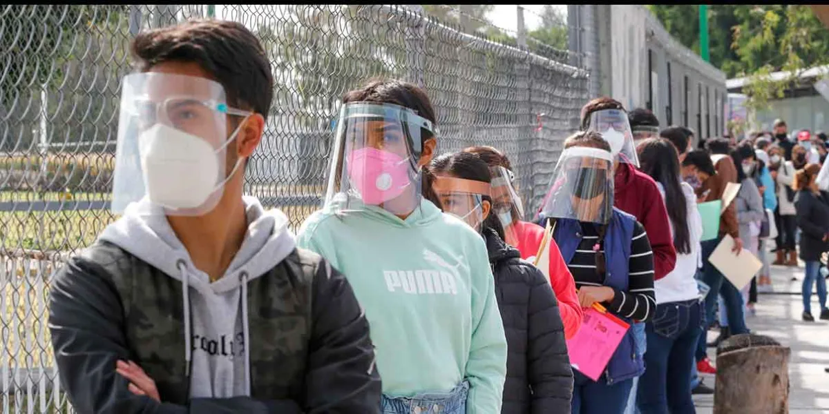 Ante Influenza A H3N2, BUAP ordena uso permanente de cubrebocas