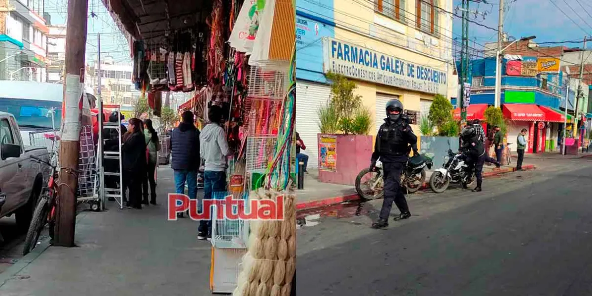 Texmelucan implementa operativo para ordenar el comercio en el mercado Domingo Arenas