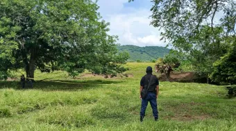 Encuentran cadáver en rancho cerca de plataforma de Pemex en Venustiano Carranza