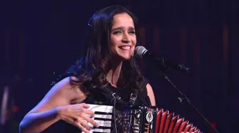 Julieta Venegas lanza “Sinfónico en Tijuana”, un viaje íntimo y musical desde su tierra natal