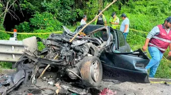 Accidente en la autopista México-Tuxpan deja tres muertos en Jalpan