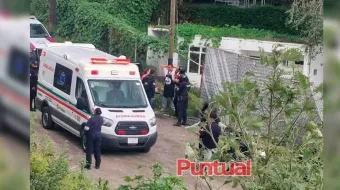 Balean a sujeto a bordo de su auto en San Martín Texmelucan