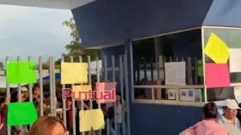 Paro estudiantil continúa en Tecnológico Nacional: estudiantes resguardan el plantel y piden destitución de directora