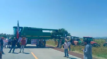 Precios justos para el maíz y sorgo, exigen campesinos poblanos