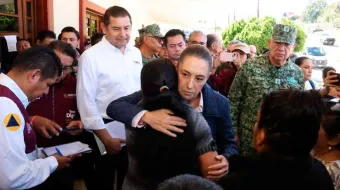 Sheinbaum llegó a la zona de desastre en la Sierra Norte