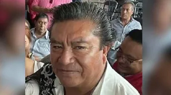 Alcalde de Tianguismanalco es agredido con arma blanca durante acto público