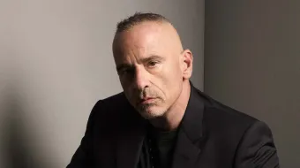 Eros Ramazzotti lanza álbum bilingüe y confirma conciertos en México dentro de su gira 2026