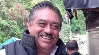 Médicos intentan salvar la vista a funcionario estatal tras violento asalto en Huauchinango