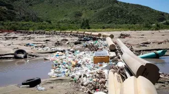 Trump presiona a México por crisis de agua y alcantarillado y la califica como amenaza para EU