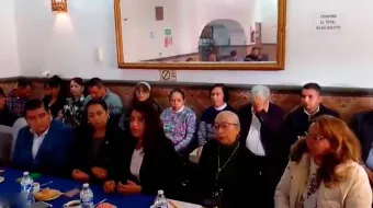 Normal de Zacatlán en crisis: maestros acusan acoso, exceso de trabajo y vigilancia indebida
