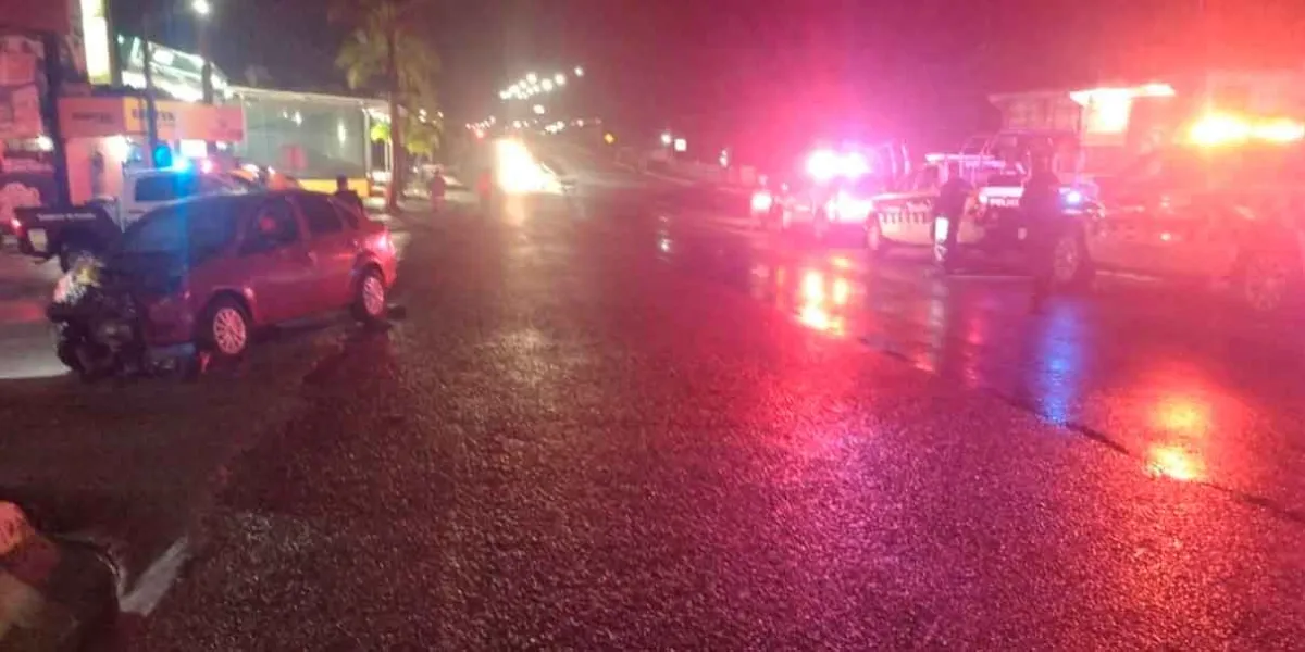 Choque en Xicotepec de Juárez: conductor huye tras accidente en el bulevar Benito Juárez