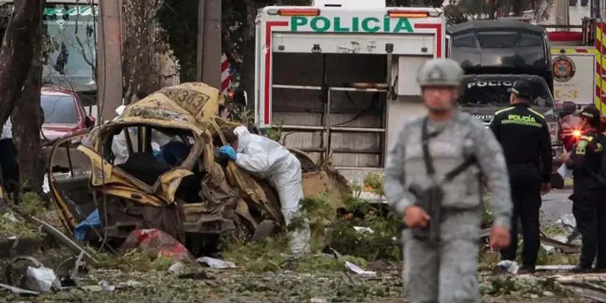 Atentado y derribo de helicóptero dejan 18 muertos en Colombia