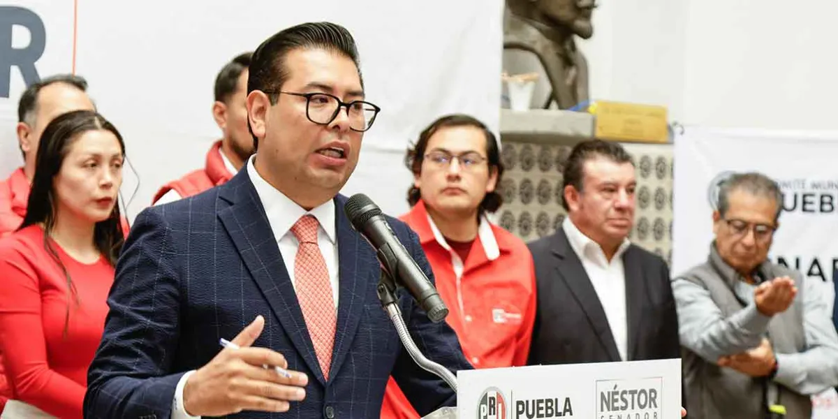 Renuncia de Néstor Camarillo al PRI abre camino a Delfina Pozos para dirigir al partido en Puebla