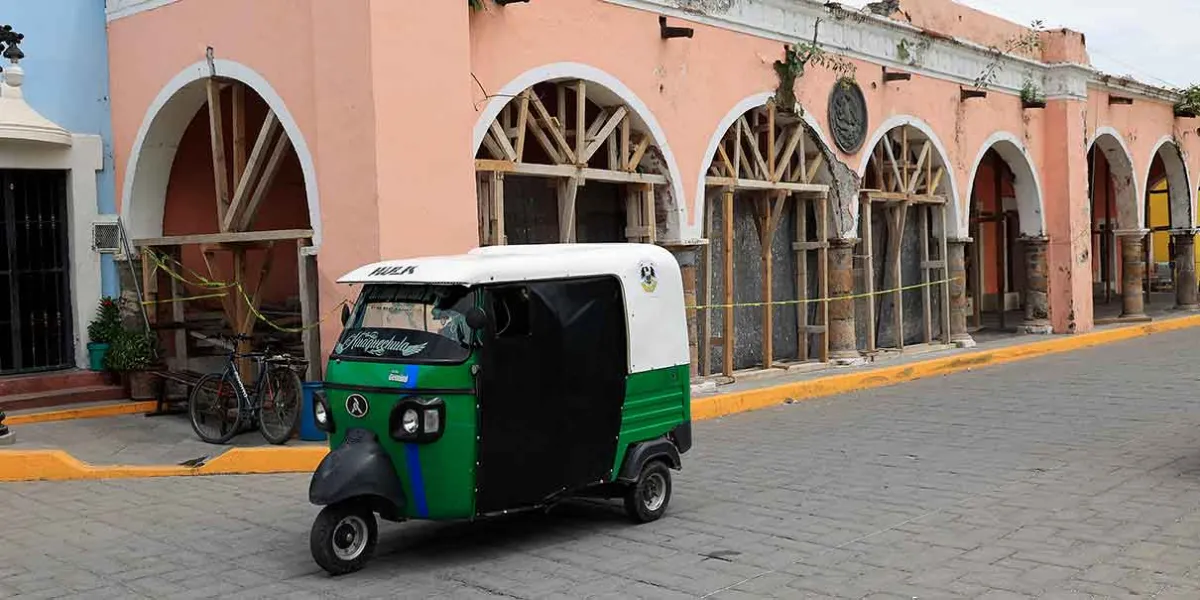 Gobierno estatal evalúa sustituir mototaxis con autos eléctricos Olinia