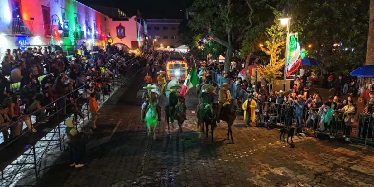 Atlixco brilla con su tradicional cabalgata y se prepara para el Grito de Independencia