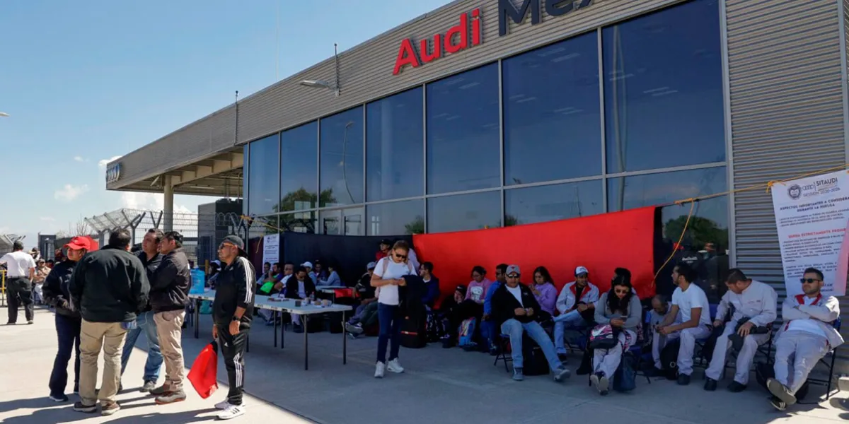 Audi Puebla ejecuta simulacro propio durante sus tres turnos de trabajo
