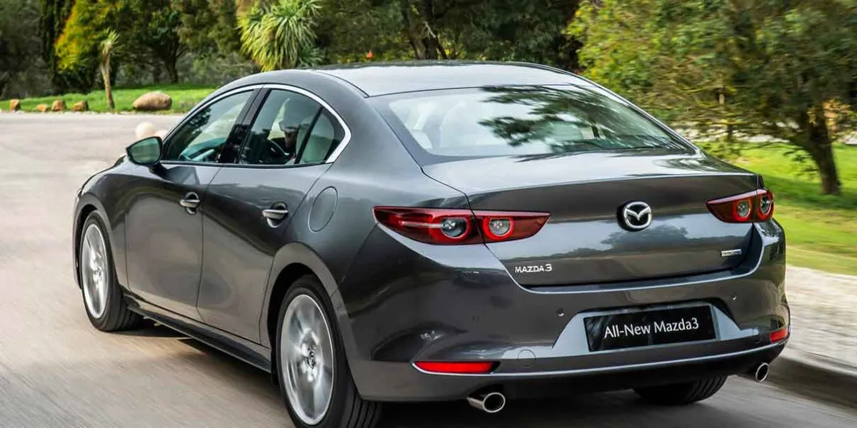 Mazda 3 Sedán 2026 llega a México con motor mild-hybrid y nuevas configuraciones