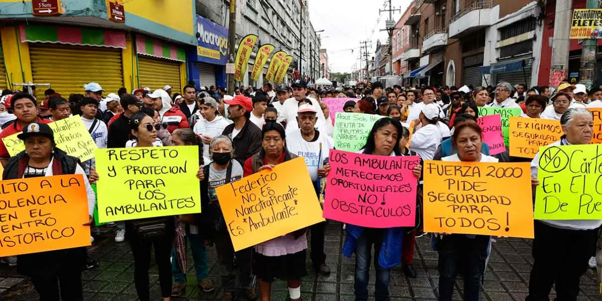  Fuerza 2000 y locatarios rechazan señalamientos