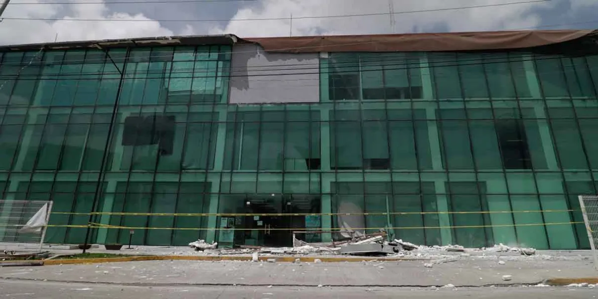 Será investigado el derrumbe de estructura del CIS de Cuautlancingo