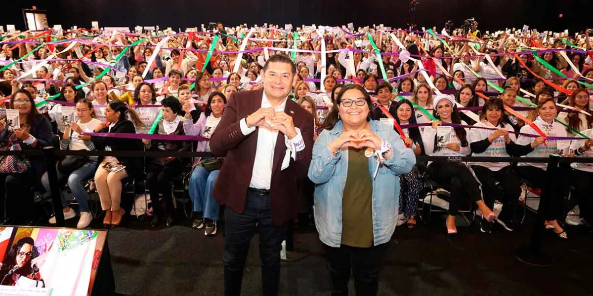 Citlalli Hernández impulsa en Puebla la Red de Tejedoras de la Patria, un modelo nacional para la igualdad