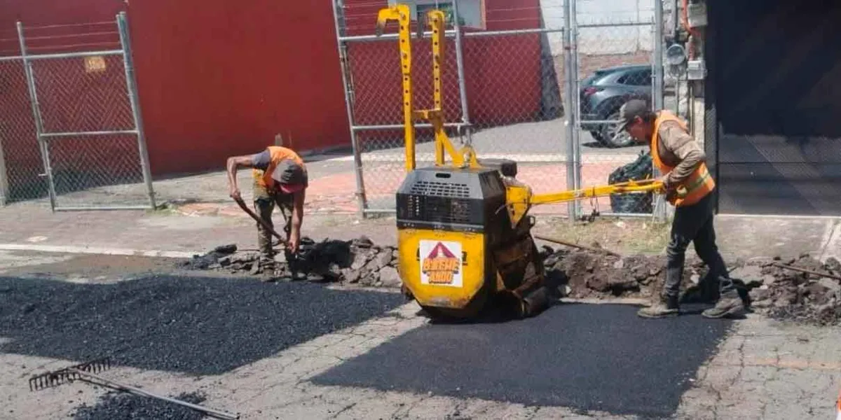 Campaña Capitalina Bacheando Puebla: mejora vialidades en el sur de la ciudad