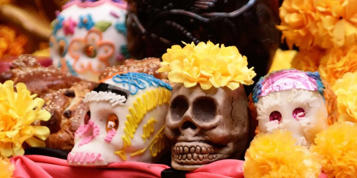 Cultura y gastronomía de Zacatlán y Libres durante festivales por DÍA DE MUERTOS