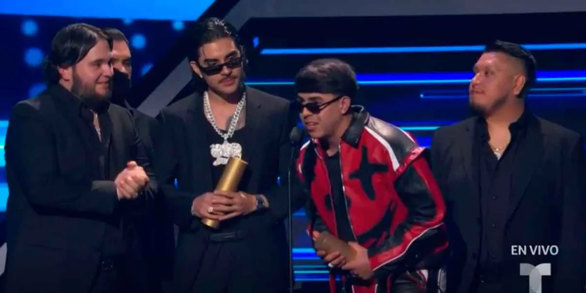 Fuerza Regida arrasa en los Premios Billboard Latinos 2025 y Bad Bunny es honrado como Artista del Siglo 21